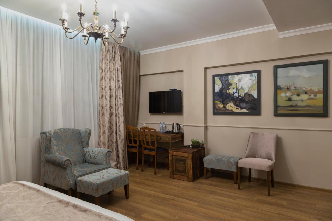 Omart Hotel - Gallery Тбилиси Екстериор снимка