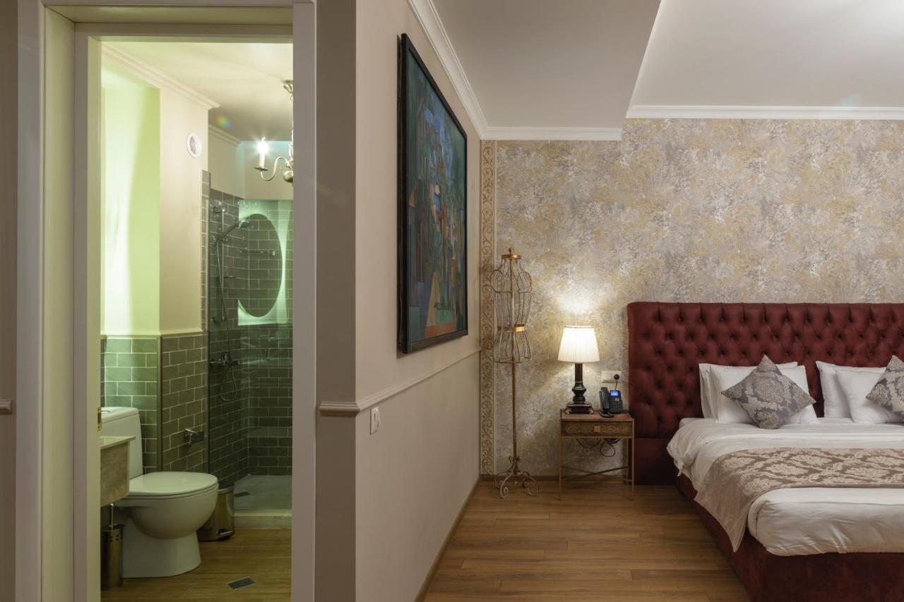 Omart Hotel - Gallery Тбилиси Екстериор снимка