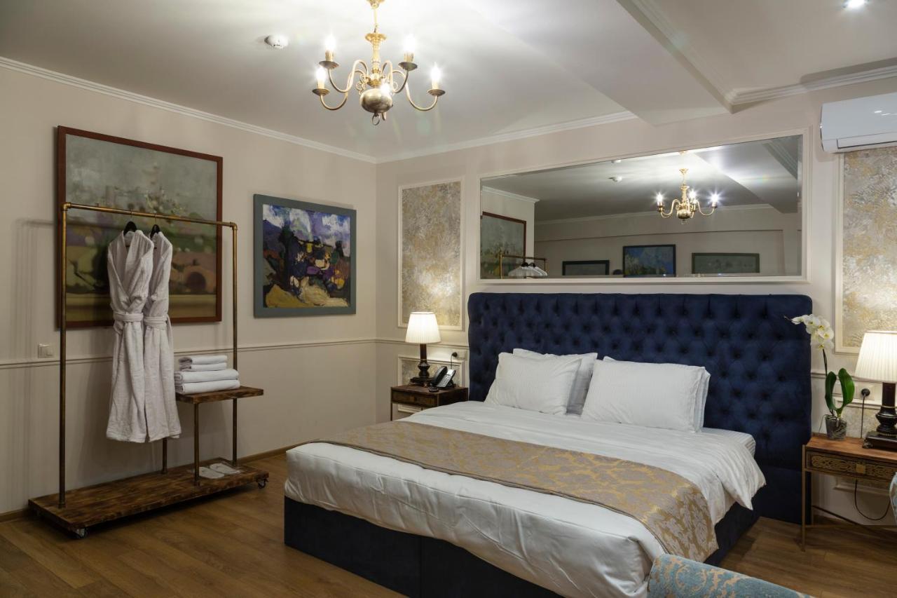 Omart Hotel - Gallery Тбилиси Екстериор снимка