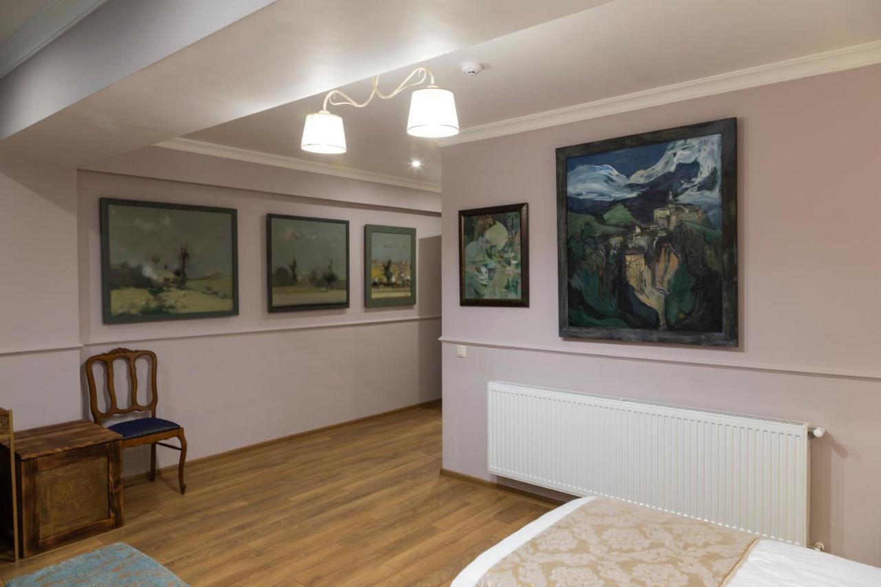 Omart Hotel - Gallery Тбилиси Екстериор снимка