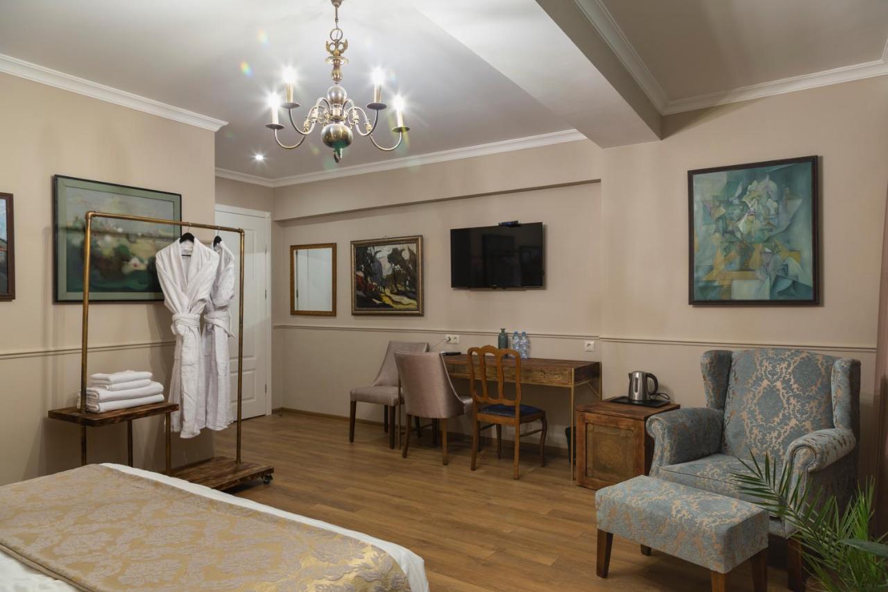 Omart Hotel - Gallery Тбилиси Екстериор снимка