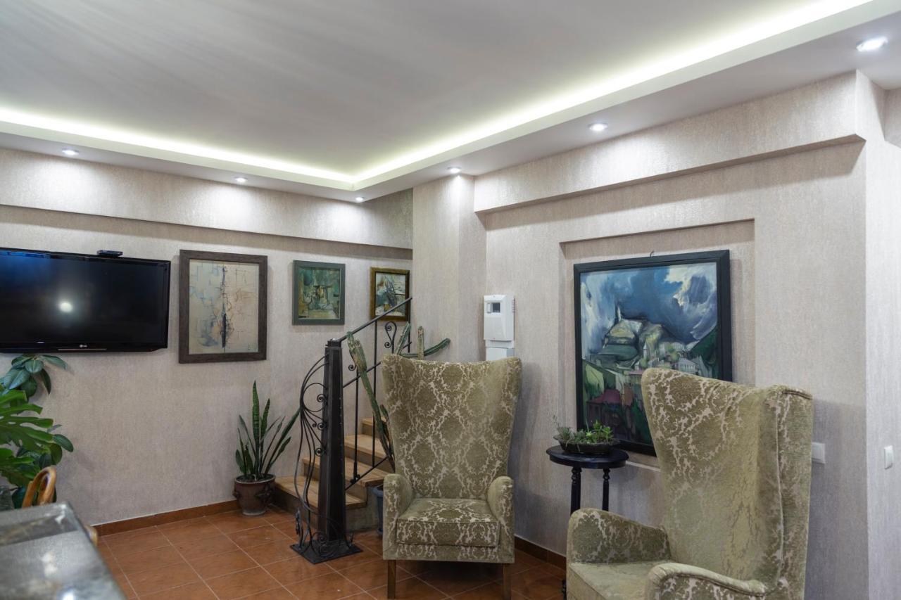Omart Hotel - Gallery Тбилиси Екстериор снимка