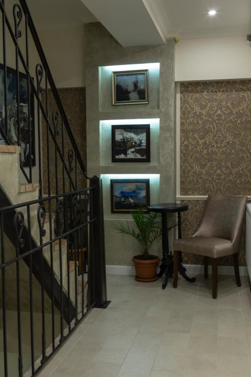 Omart Hotel - Gallery Тбилиси Екстериор снимка